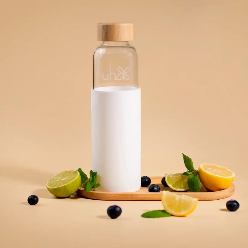 Borosilikátová skleněná láhev, LUHA, objem 600 ml - Barva: bílá