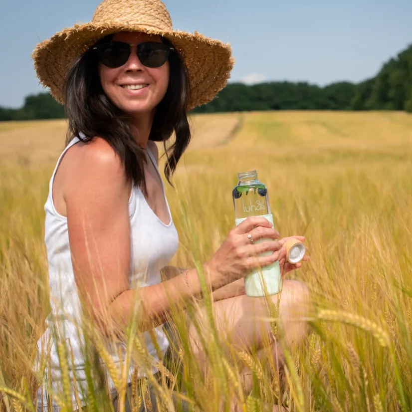 Borosilikátová skleněná láhev, LUHA, objem 600 ml - Barva: bílá